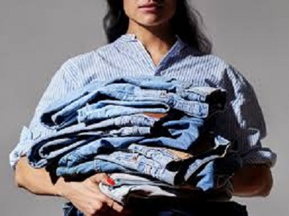 垃圾分類后，廢舊棉織物如何重獲新生？