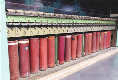 南通紡織展祝賀：全國首臺“高速抽氣式氣流紡紗機”天津造